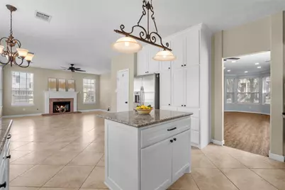 2212 Palm Lagoon Drive, League City, TX 77573 - Photo 10