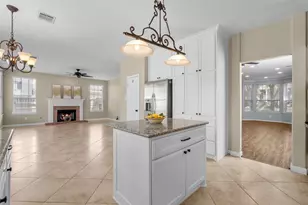 2212 Palm Lagoon Dr, League City, TX 77573 - Photo 10