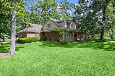 21 Panorama Drive, Conroe, TX 77304 - Photo 2