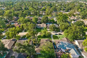 7119 Shavelson St, Houston, TX 77055 - Photo 2