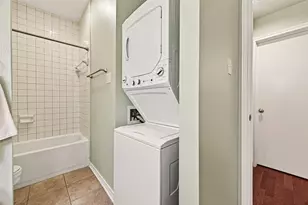 10053 Westpark Dr, Houston, TX 77042 - Photo 18