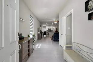 10707 Catclaw Ct, Tomball, TX 77375 - Photo 4