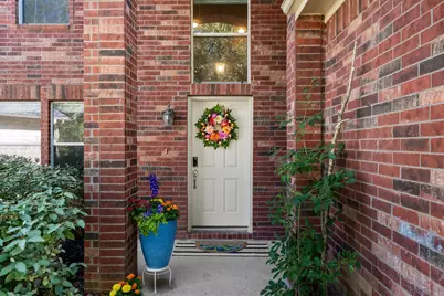 47 W Sage Creek Place, The Woodlands, TX 77382 - Photo 2