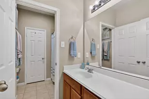 25710 Crisp Spring Ln, Spring, TX 77373 - Photo 8
