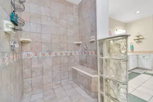 1730 Lakeshore Dr, Kingwood, TX 77339 - Photo 36