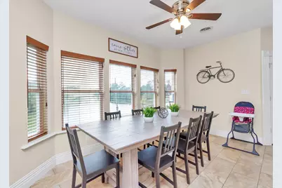 1730 Lakeshore Drive, Kingwood, TX 77339 - Photo 10