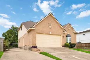 5498 Apple Blossom Ln, Friendswood, TX 77546 - Photo 1