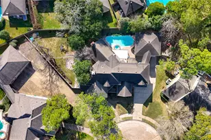 2203 Meadow Gardens Dr, Houston, TX 77062 - Photo 46