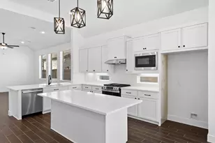 11114 Midland Hawthorn Pl, Cypress, TX 77433 - Photo 4