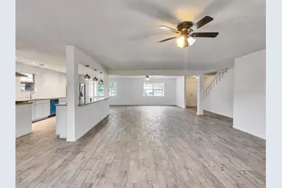 12710 Crow Valley Lane, Houston, TX 77099 - Photo 16