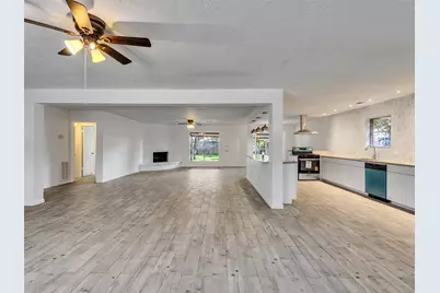 12710 Crow Valley Lane, Houston, TX 77099 - Photo 6