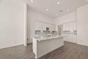 2510 Shallow Lk Ln, Iowa Colony, TX 77583 - Photo 12