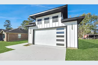 316 E Oakdale Street, Dayton, TX 77535 - Photo 2