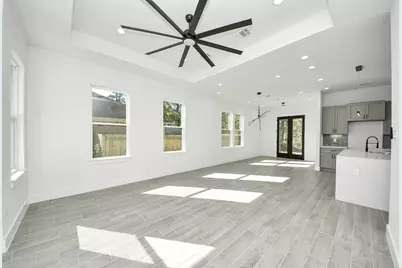 316 E Oakdale Street, Dayton, TX 77535 - Photo 12
