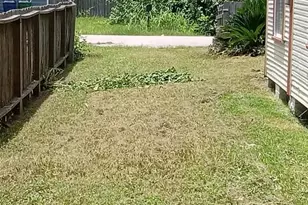 416 N Erskine St, Angleton, TX 77515 - Photo 20