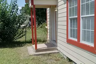 416 N Erskine St, Angleton, TX 77515 - Photo 16