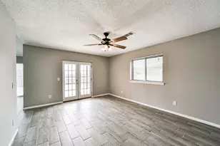 1613 Brook Meadow Dr, La Porte, TX 77571 - Photo 8