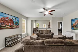 9402 Savannah Holly Dr, Houston, TX 77075 - Photo 6