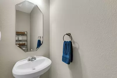 9402 Savannah Holly Drive, Houston, TX 77075 - Photo 4