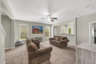 9402 Savannah Holly Dr, Houston, TX 77075 - Photo 4