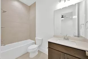 136 Grand Vw, Huntsville, TX 77340 - Photo 32