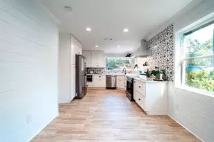 419 Magnolia Bend, New Caney, TX 77357 - Photo 8