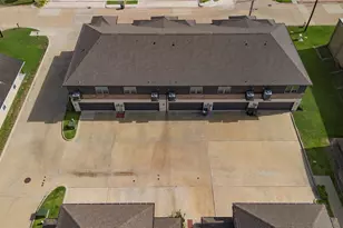301 W 31st St, Bryan, TX 77803 - Photo 2