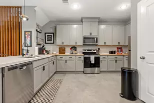 301 W 31st St, Bryan, TX 77803 - Photo 36