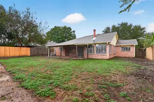 2711 Dove Country Dr, Stafford, TX 77477 - Photo 44