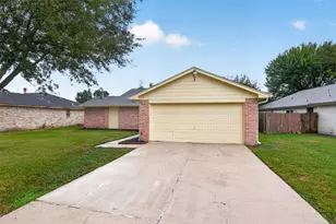 2711 Dove Country Dr, Stafford, TX 77477 - Photo 4