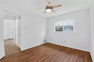 2711 Dove Country Dr, Stafford, TX 77477 - Photo 34