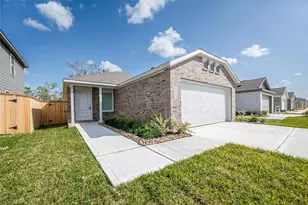 21043 Santopadre St, New Caney, TX 77357 - Photo 2