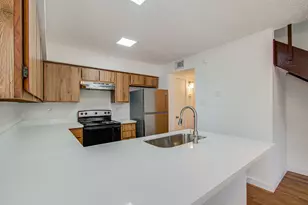 12203 Sandpiper Dr, Houston, TX 77035 - Photo 12