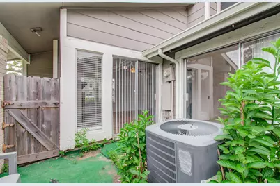 12203 Sandpiper Drive #122, Houston, TX 77035 - Photo 24