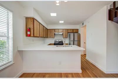 12203 Sandpiper Drive #122, Houston, TX 77035 - Photo 8