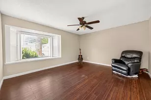 8326 Tiger Ln, Houston, TX 77040 - Photo 22