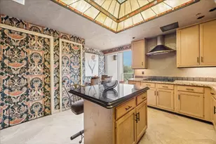 121 N Post Oak Ln, Houston, TX 77024 - Photo 20
