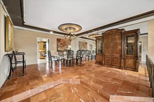 121 N Post Oak Ln, Houston, TX 77024 - Photo 16