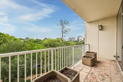 121 N Post Oak Lane #505, Houston, TX 77024 - Photo 32
