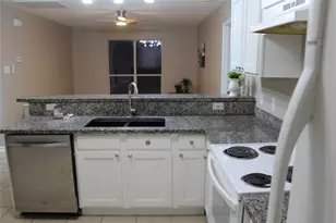 8825 E Buffalo Cir, Willis, TX 77378 - Photo 42