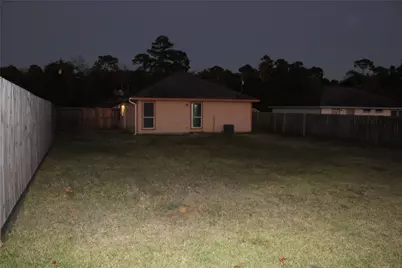 8825 E Buffalo Circle, Willis, TX 77378 - Photo 12