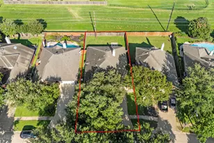 10722 Desert Springs Cir, Houston, TX 77095 - Photo 42