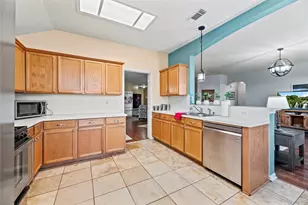 10722 Desert Springs Cir, Houston, TX 77095 - Photo 24