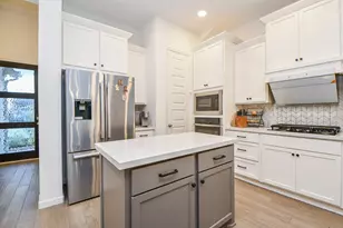 114 Hazelnut Dr, Richmond, TX 77406 - Photo 8