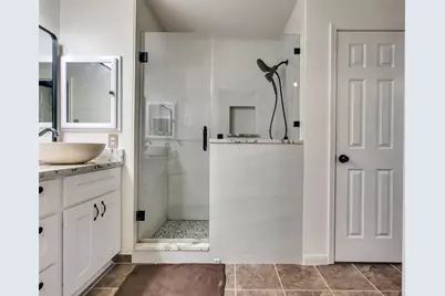 10811 Meadow Walk Lane, Houston, TX 77067 - Photo 20
