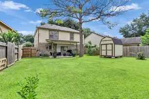 10811 Meadow Walk Ln, Houston, TX 77067 - Photo 28