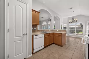 11915 Lois Ln, Pinehurst, TX 77362 - Photo 10