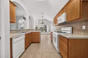11915 Lois Ln, Pinehurst, TX 77362 - Photo 8