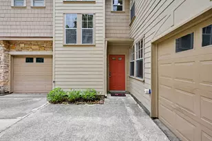 73 Scarlet Woods Ct, The Woodlands, TX 77380 - Photo 2