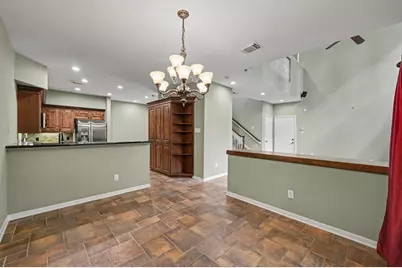 73 Scarlet Woods Court, The Woodlands, TX 77380 - Photo 10